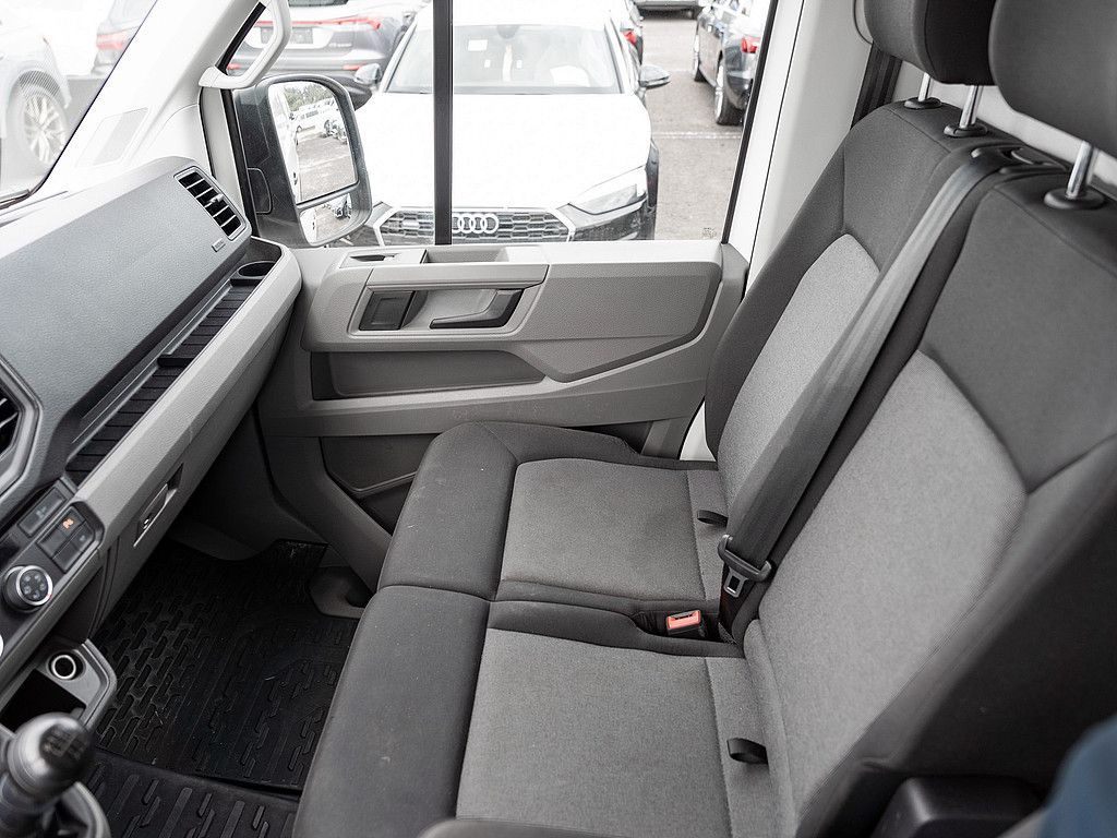 Fahrzeugabbildung Volkswagen Crafter 35 2.0 TDI Lang Hoch KAMERA KLIMA USB