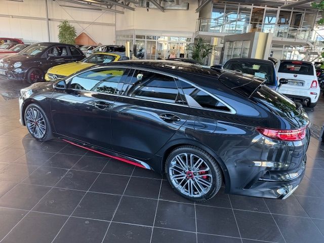 Fahrzeugabbildung Kia ProCeed GT PANO RFK JBL Sound LED NAVI