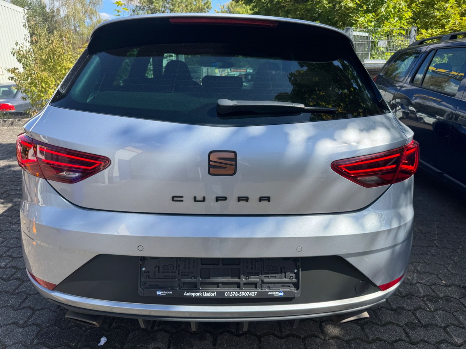Fahrzeugabbildung SEAT Leon Cupra 290 Panorama+LED+Navi+BeatsAudio