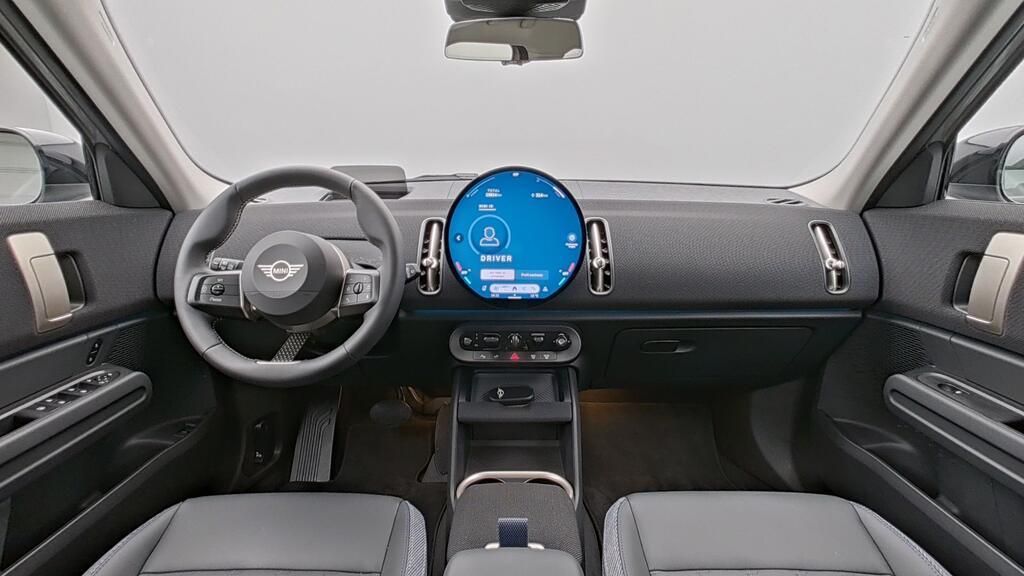 MINI One Countryman - Bild 12