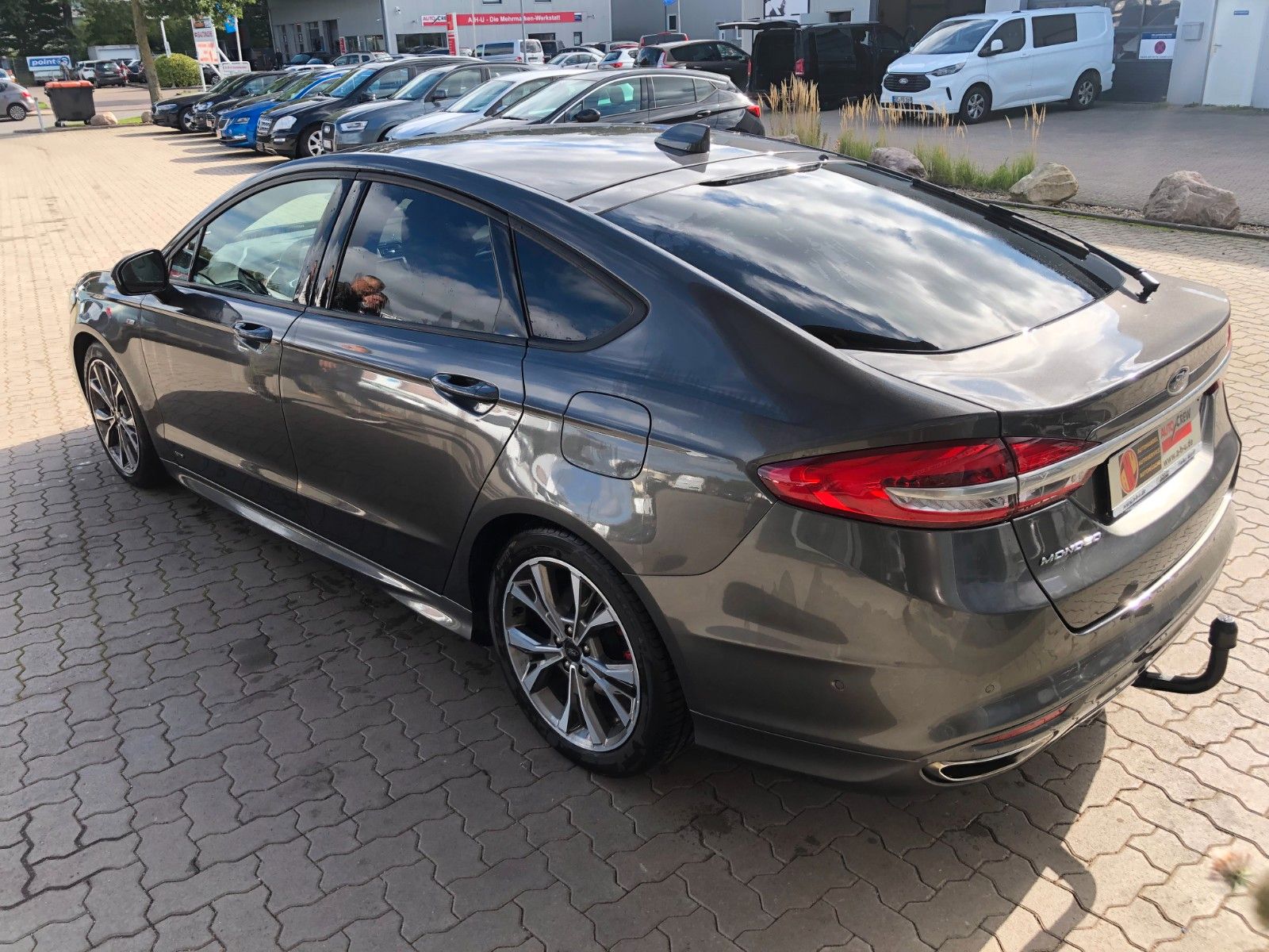 Fahrzeugabbildung Ford Mondeo Lim. ST-Line AWD