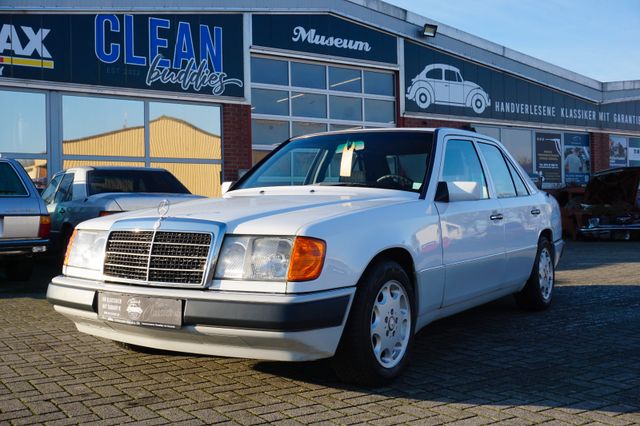 Mercedes-Benz 200 D W124 *OLDTIMER*SCHÖNER ZUSTAND*GARANTIE*