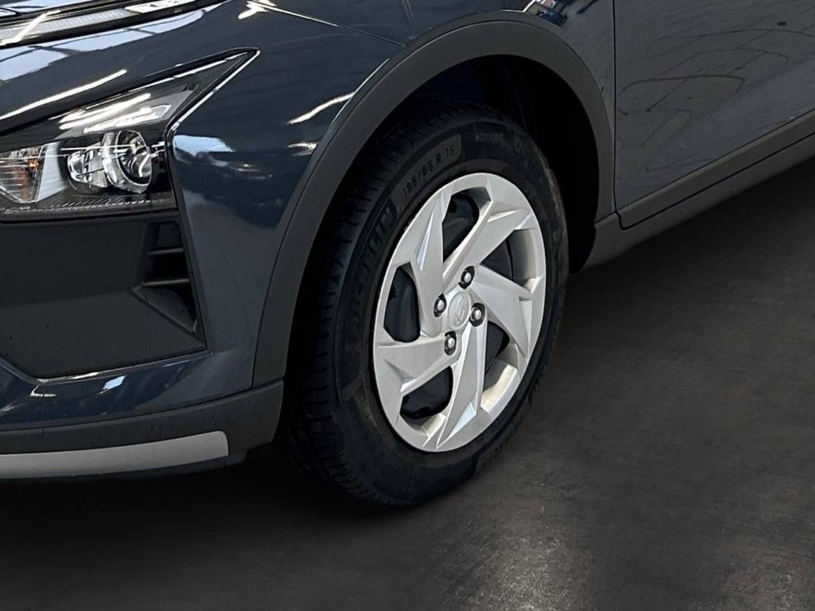 Fahrzeugabbildung Hyundai BAYON  Select PDC Klima Navi Rückfahrkamera