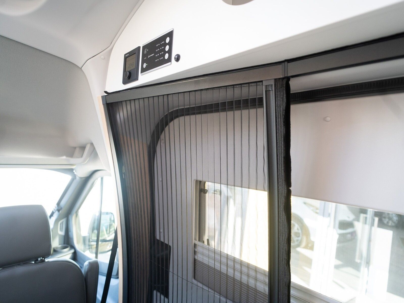 Fahrzeugabbildung Sunlight Cliff 4x4 590 ähnl. Greentrek*Dieselheiz*AHK*uvm