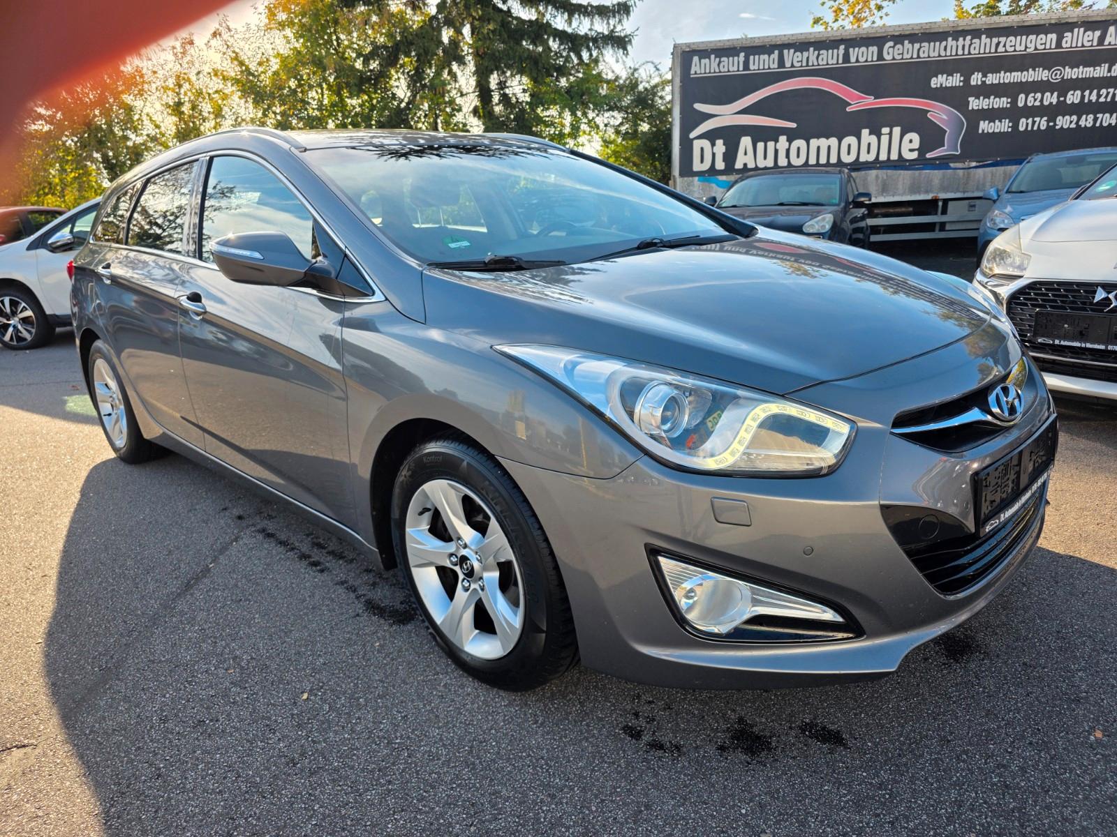 Hyundai i40 cw 5 Star Edition/Navi/1Hand/Tüv Neu/8 Fach