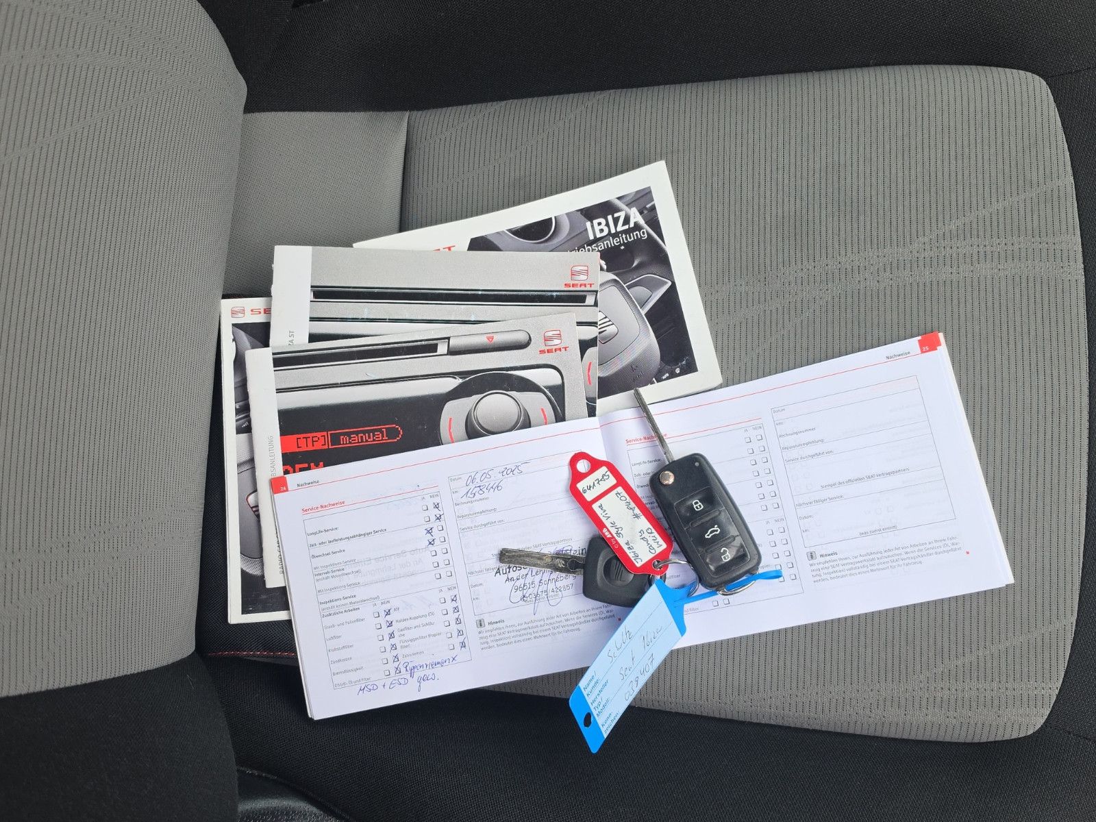Fahrzeugabbildung SEAT Ibiza Lim. Style Viva TÜV SERVICE NEU
