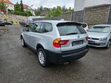 BMW X3 Baureihe X3 3.0i *1.HAND*PDC*XENON*SCHECKHEFT - BMW X3 aus 2005: 0i