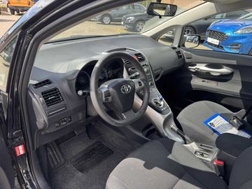 Toyota Auris Hybrid 1.8 Life