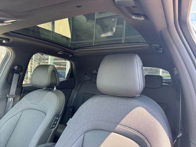Fahrzeugabbildung Genesis GV60 Sport Elektro 4WD Sportpaket Panorama Memor