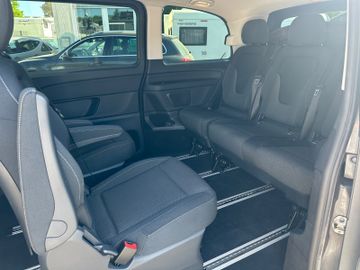 Mercedes V 250 - 9