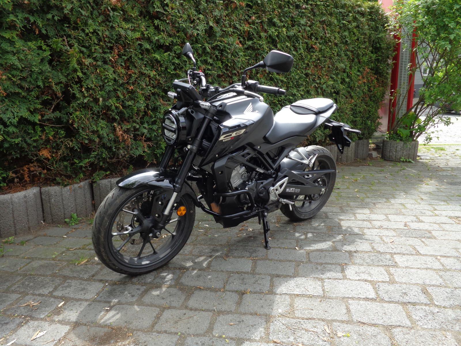 Honda CB 125 R