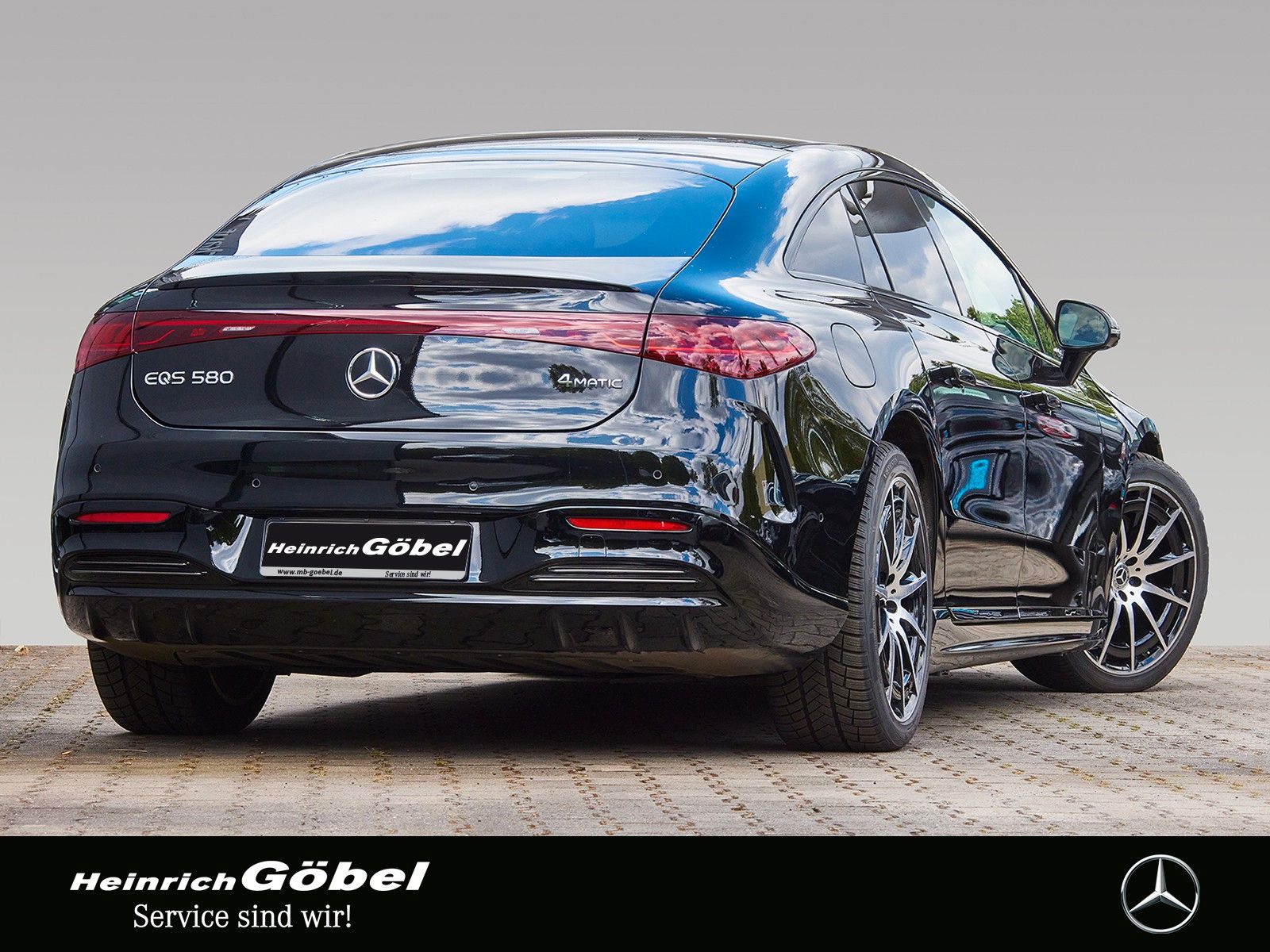 Fahrzeugabbildung Mercedes-Benz EQS 580 4M AMG HYPERSCREEN PANO FAP+ HUD CARBON