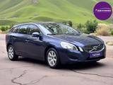 Volvo V60 Kombi Kinetic Automatik - Volvo V60 Gebrauchtwagen