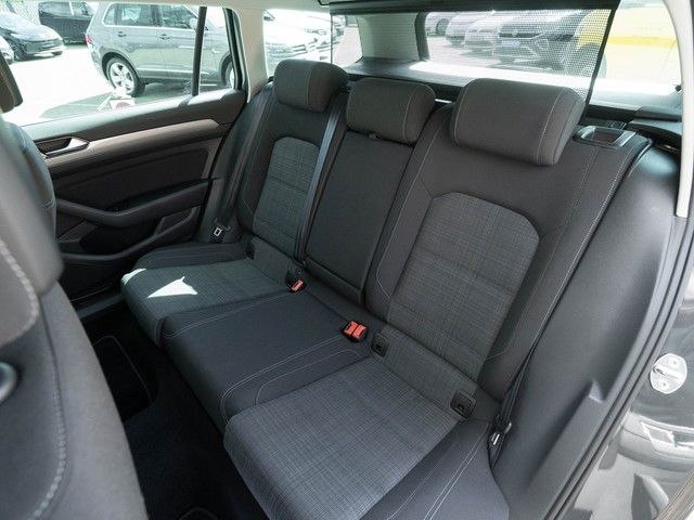 Passat Variant Business TSI DSG AHK NAV ACC Kame