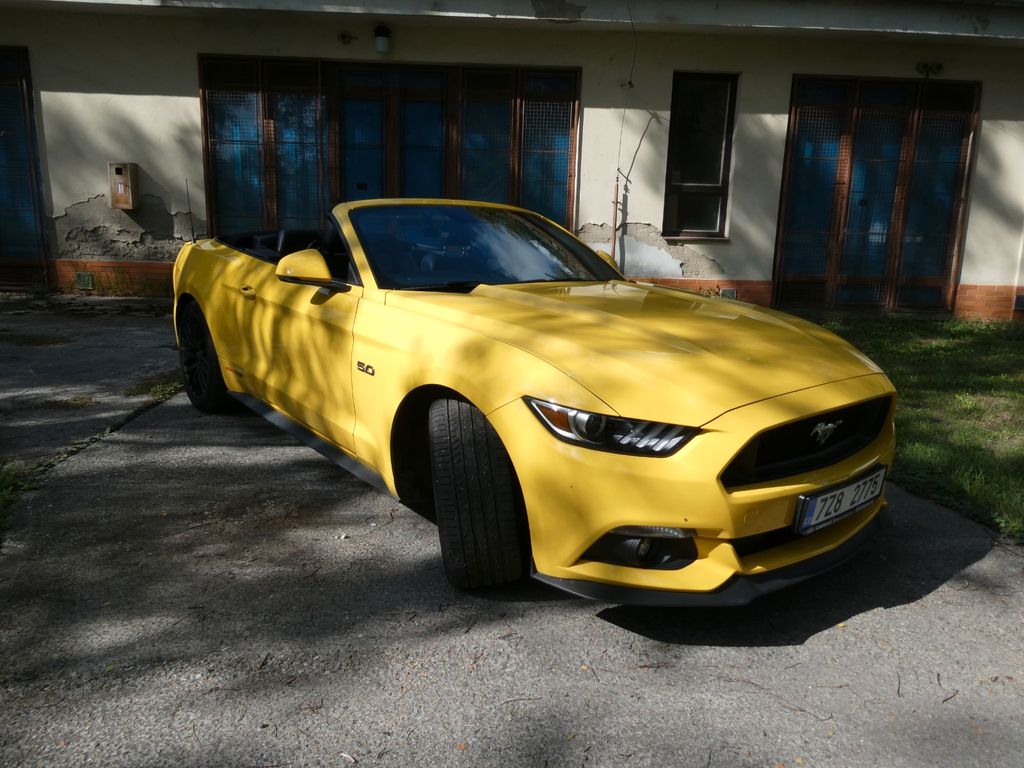 Image of Ford Mustang