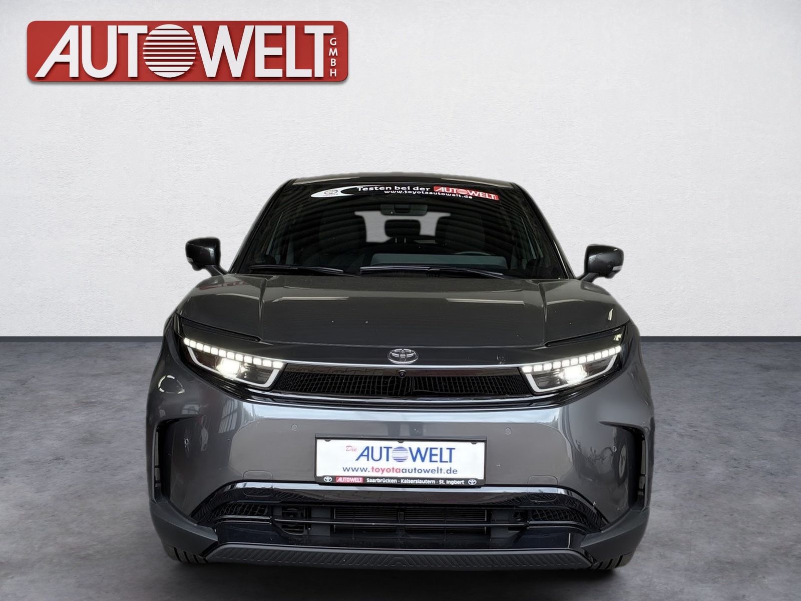 Fahrzeugabbildung Toyota Urban Cruiser Lounge 360,Kamera,LED,Matrix, Pano