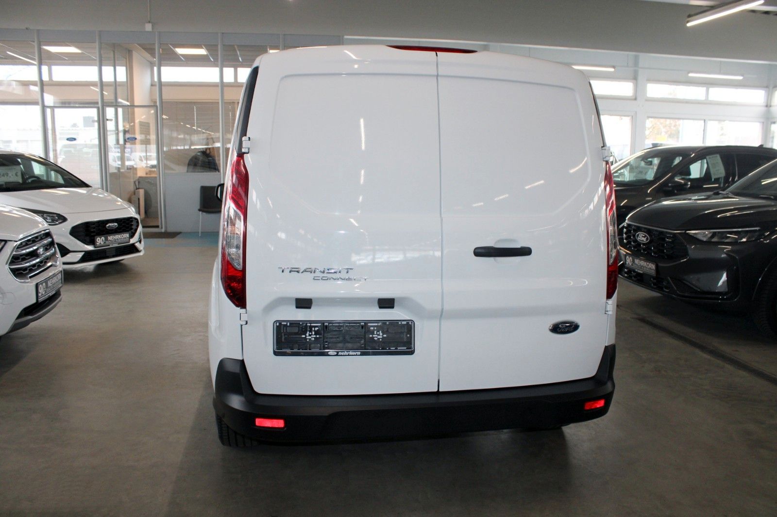 Fahrzeugabbildung Ford Transit Connect TREND KLIMA Standheizung 3-Sitze