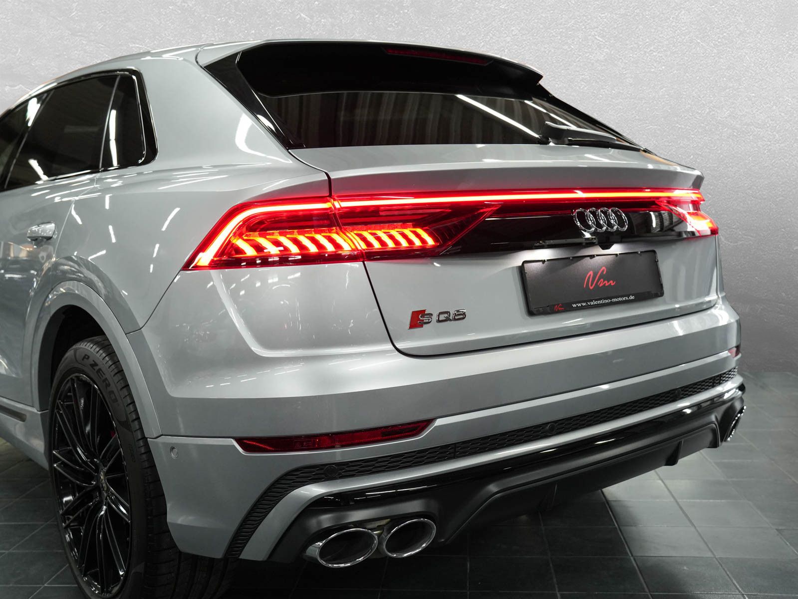 Fahrzeugabbildung Audi SQ8 - B&O|HD Matrix|ACC|360°|Pano|22"|S+Valcona