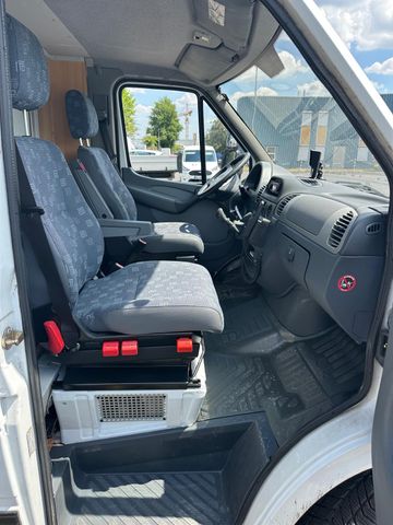 Fahrzeugabbildung Mercedes-Benz Robel-Mobil 665 *Grüne Plakette*