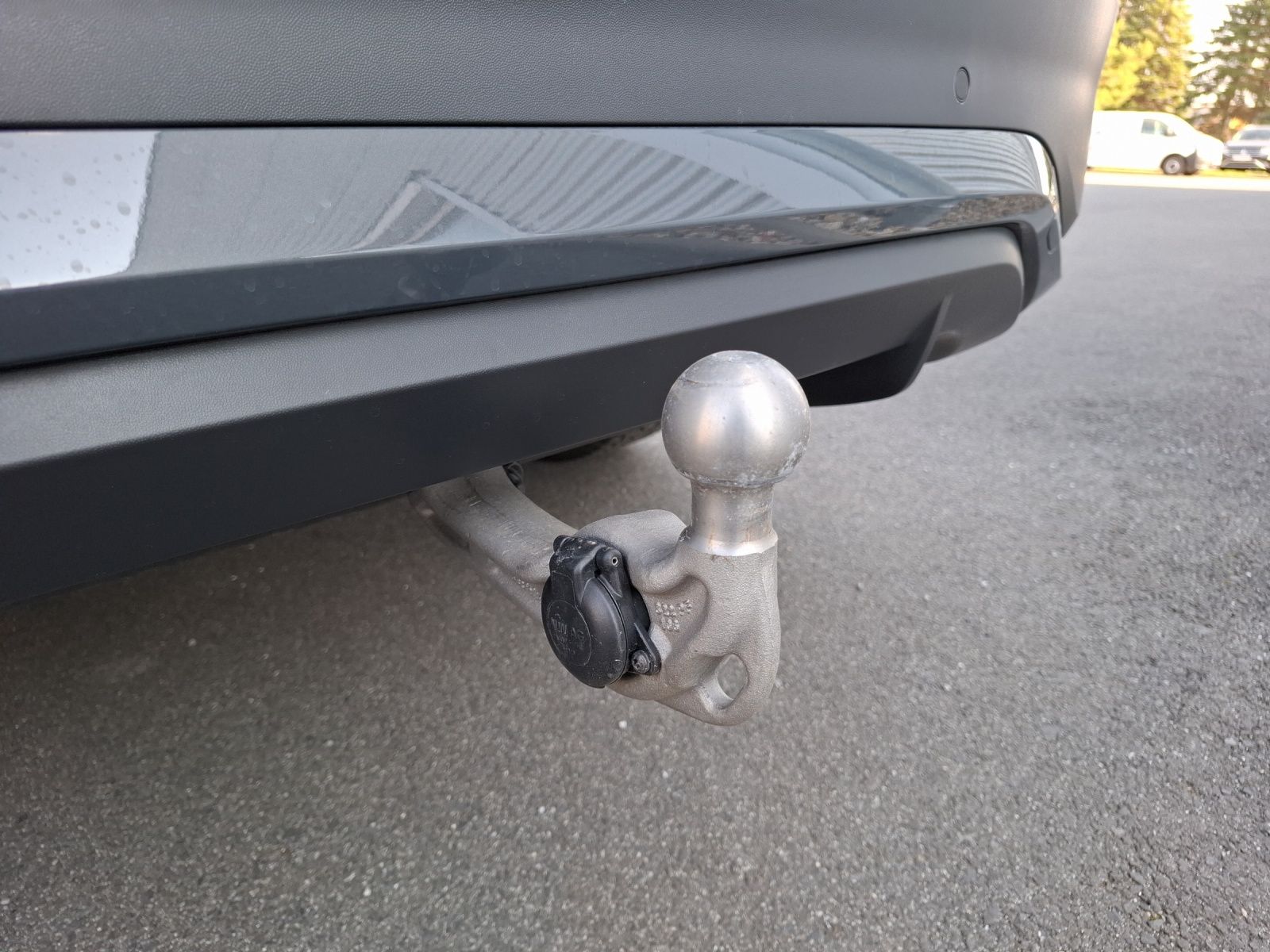 Fahrzeugabbildung Volkswagen Tayron eTSI Life DSG LED AHK Navi AID ACC RFK SH