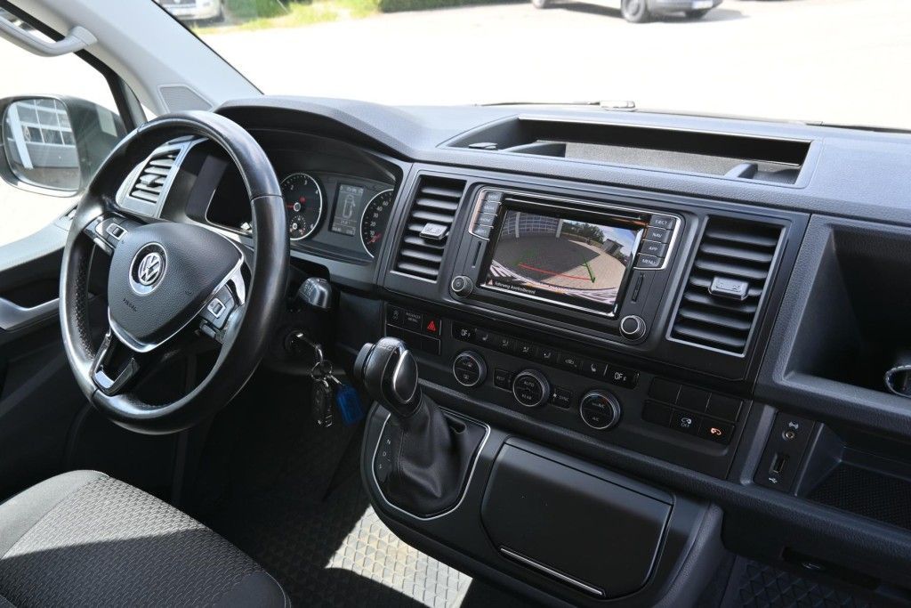 Volkswagen Multivan DSG Kurz Trendline foto 14