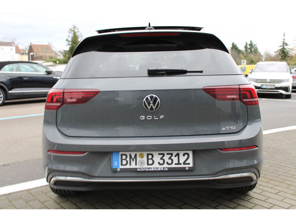 Volkswagen Golf VIII 1.5l eTSI Edition 50 *Licht+Sicht,Wint imagem 3