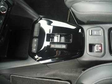 Bild 9 Opel Corsa F GS Automatik SHZ/LHZ ALU Kamera