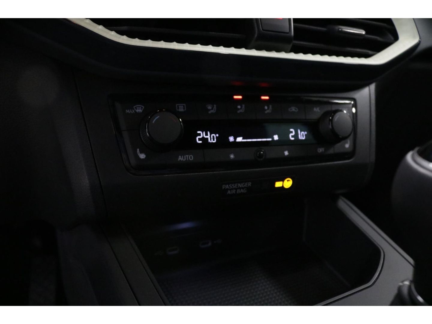 Fahrzeugabbildung SEAT Ibiza 1.0 MPI 59 kW Style Digitales Cockpit LED