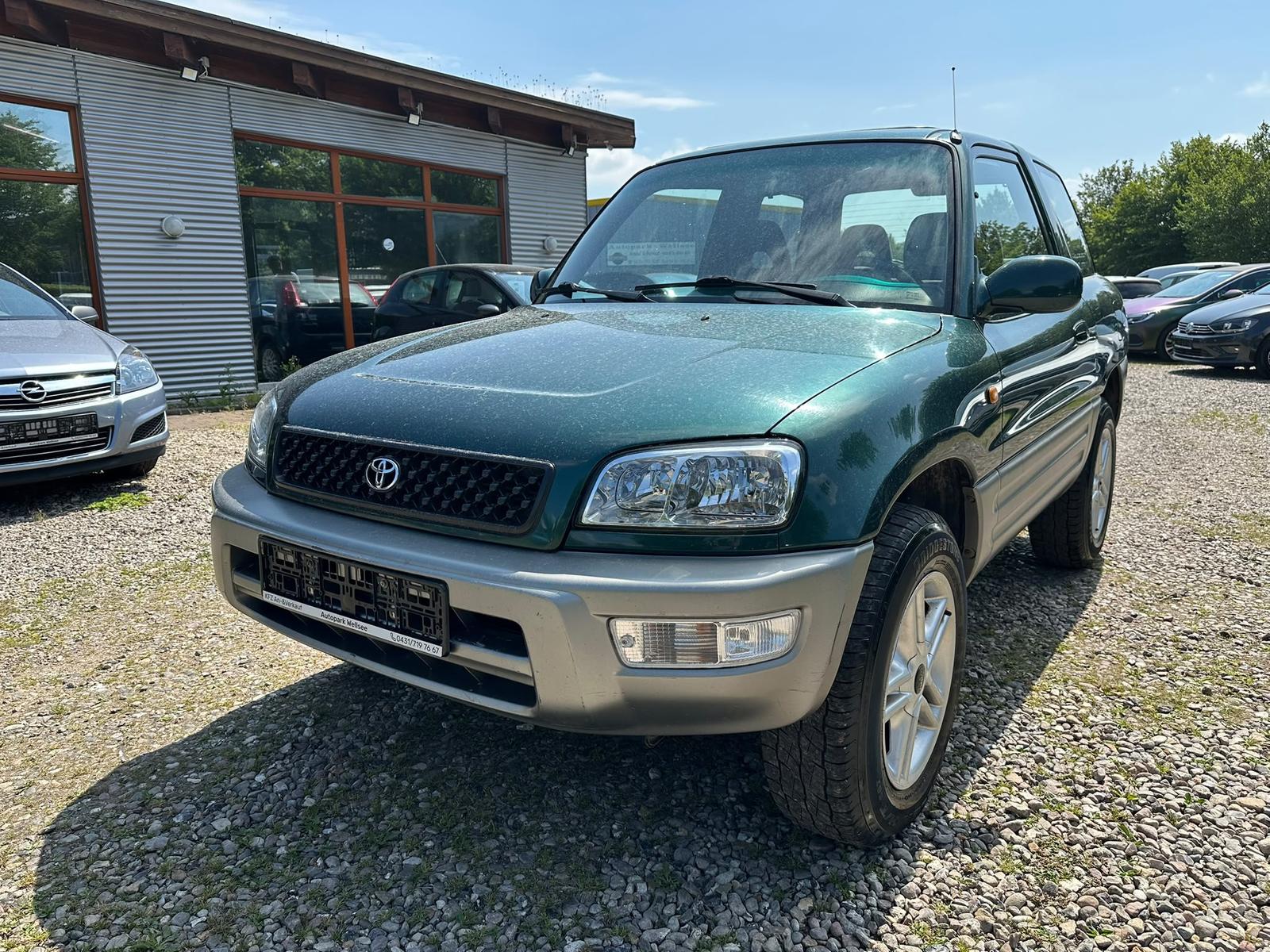 Toyota RAV4 Automatik 4x4* AHK* Klima* 