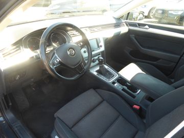 Volkswagen Passat Variant - 7