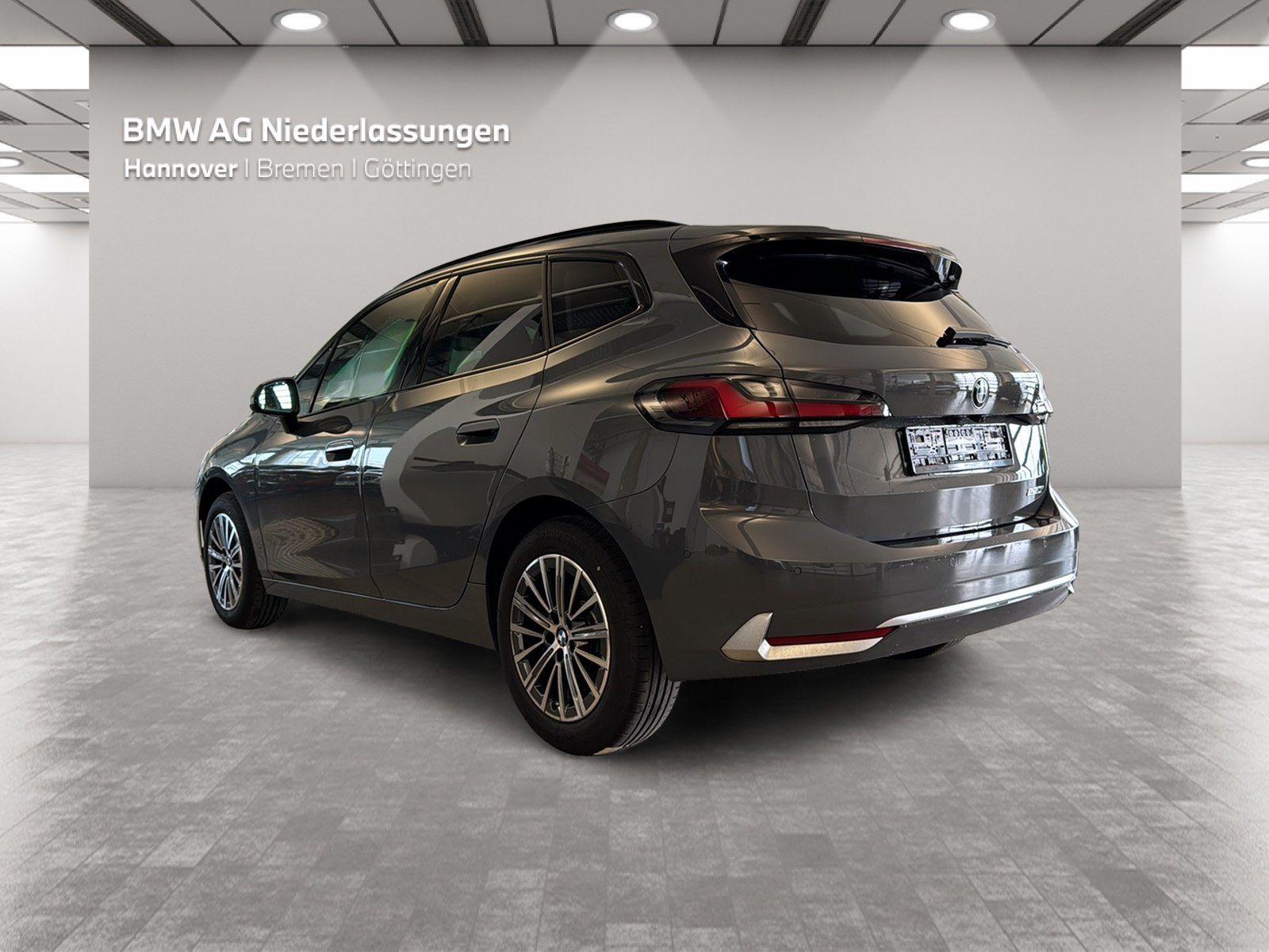 BMW 220 Active Tourer - Bild 2