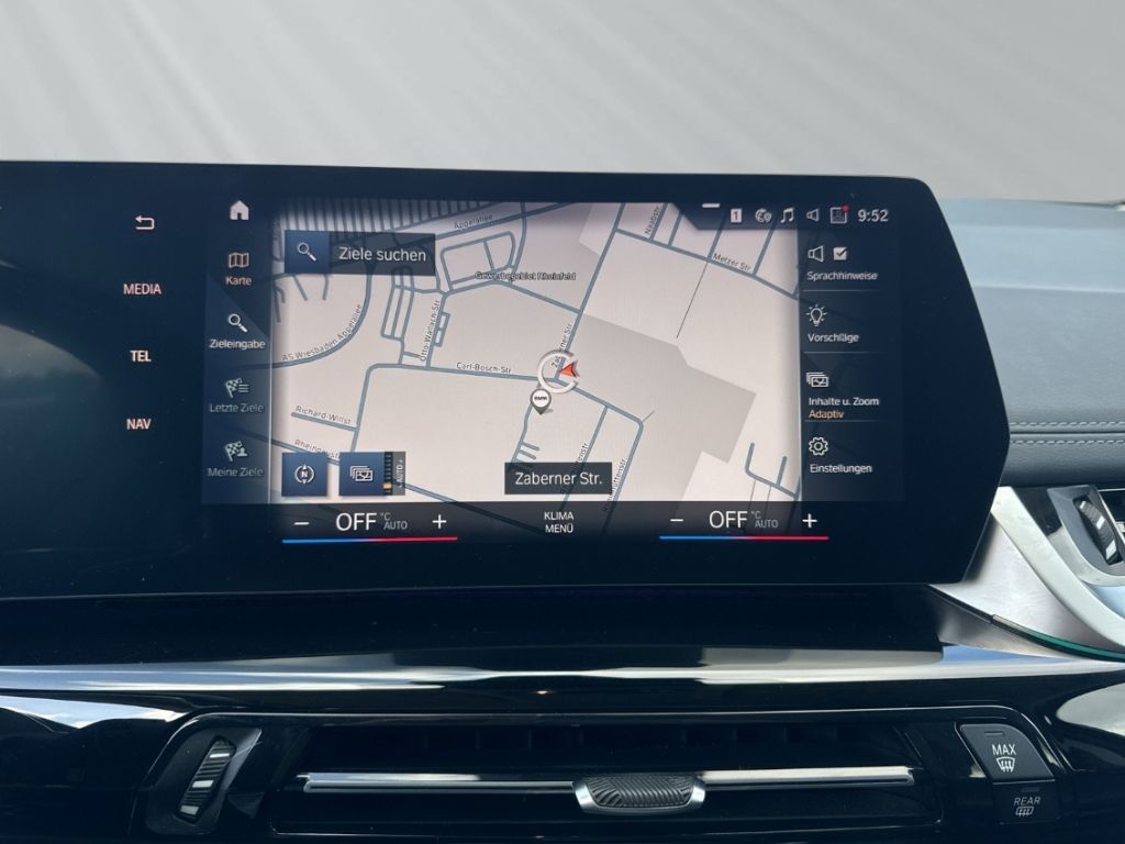 BMW 218 Active Tourer - Bild 11