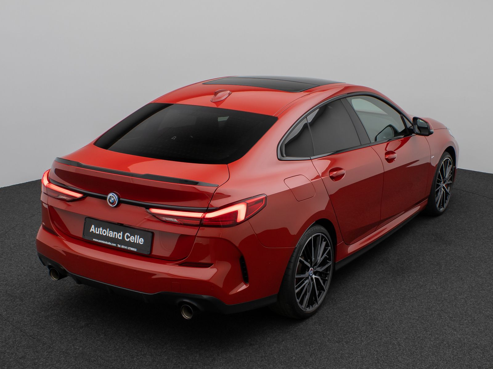 Fahrzeugabbildung BMW 220i Gran Coupé xDr M Sport Panorama Kamera H/K