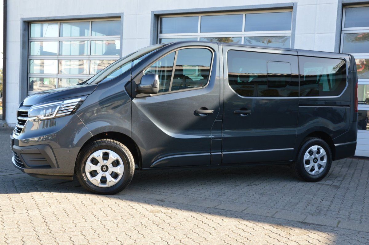 Fahrzeugabbildung Renault Trafic Combi   L1H1 3,0t (8/9 Sitze) Evolution