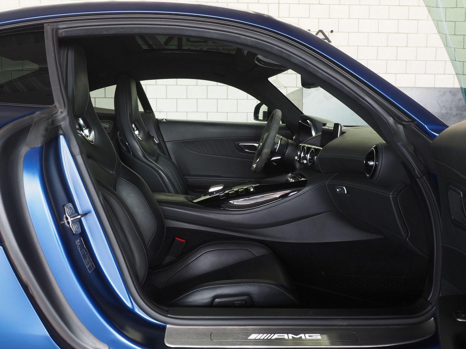 Mercedes-Benz AMG GT C Coupe CARBON // BURMESTER // GLASS ROOF