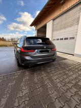 BMW 330i Touring M Sport Automatic M Sport - BMW 330: 330i M Sport