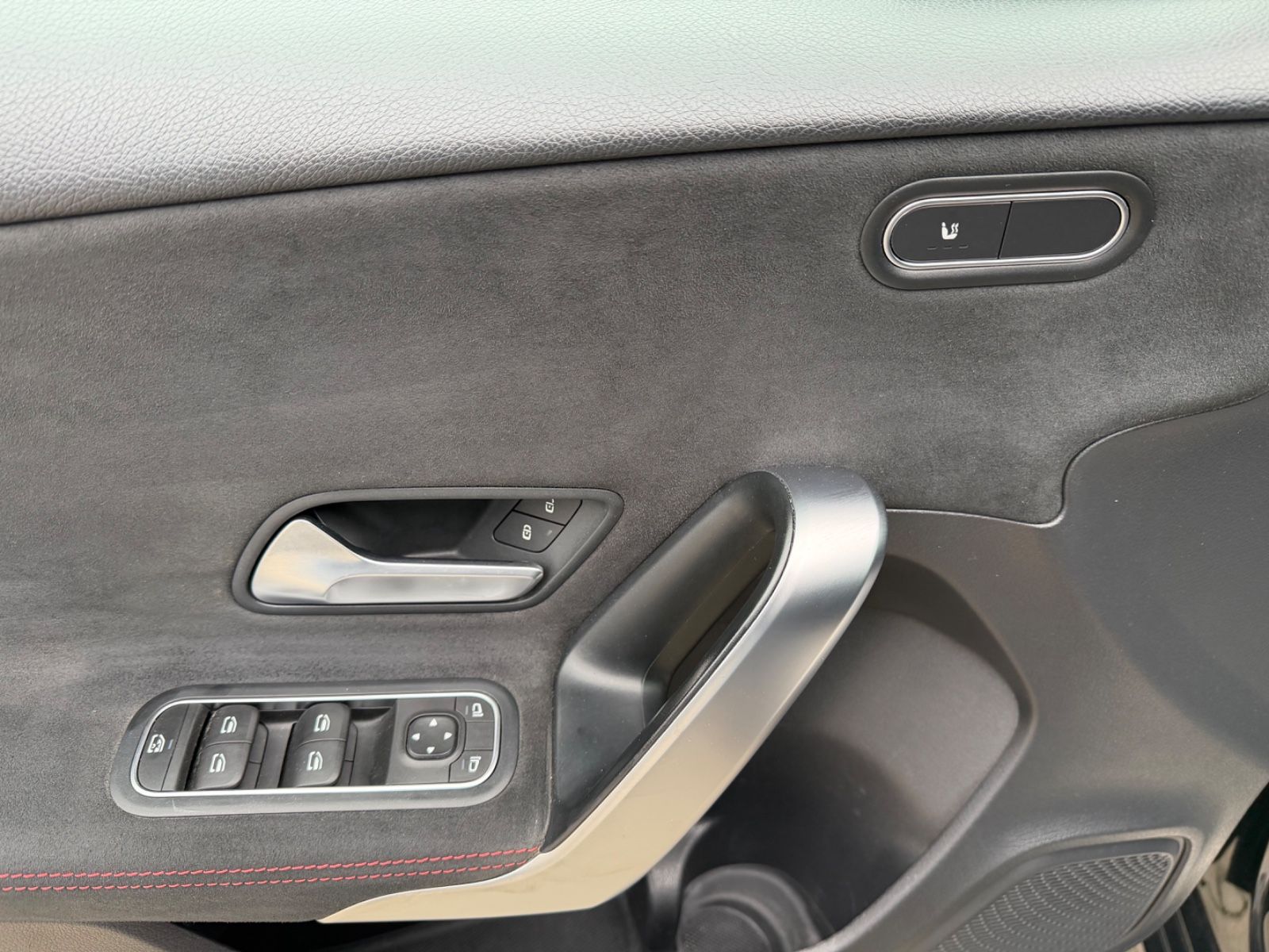 Fahrzeugabbildung Mercedes-Benz A 180 d°AMG Line°Kamera°LED°Navi°Shz°