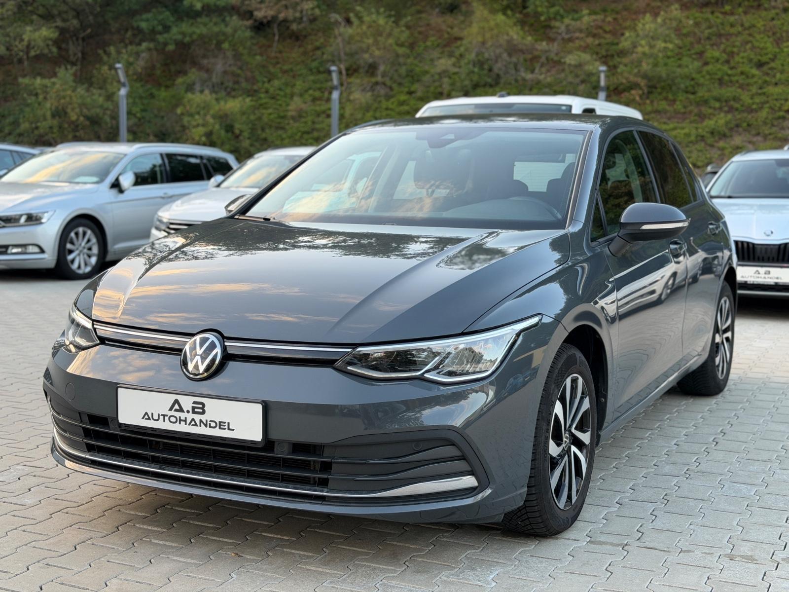 Volkswagen Golf VIII Lim. Active/LED/NAVI/Alu/Top Zustand.