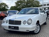 Mercedes-Benz E 200 Lim.*aus 1.Hand*Klima*Schiebedach*AHK - Mercedes-Benz E-Klasse aus 1998