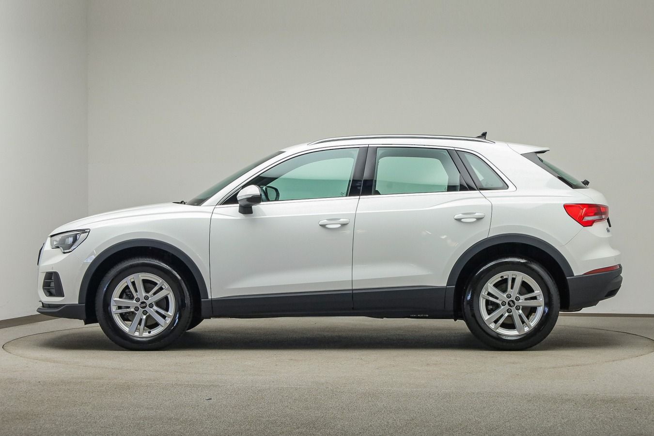 Audi Q3 35 TDI S tronic *LED*NAVI*KAMERA*VIRTUAL*ALU* imagem 3