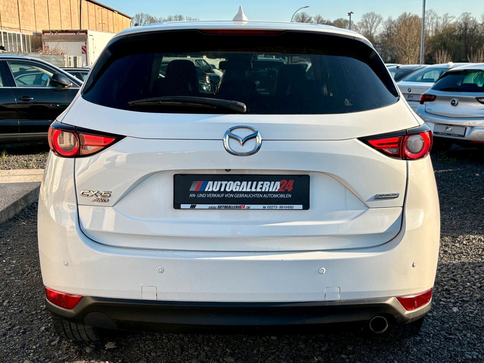 Fahrzeugabbildung Mazda CX-5 SPORTS-LINE AWD 1.HD HUD Leder 360 LED BOSE