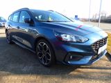 Ford Focus Turnier 1.5 EcoBoost Aut.ST-LINE +AHK+iACC - Ford Focus: I