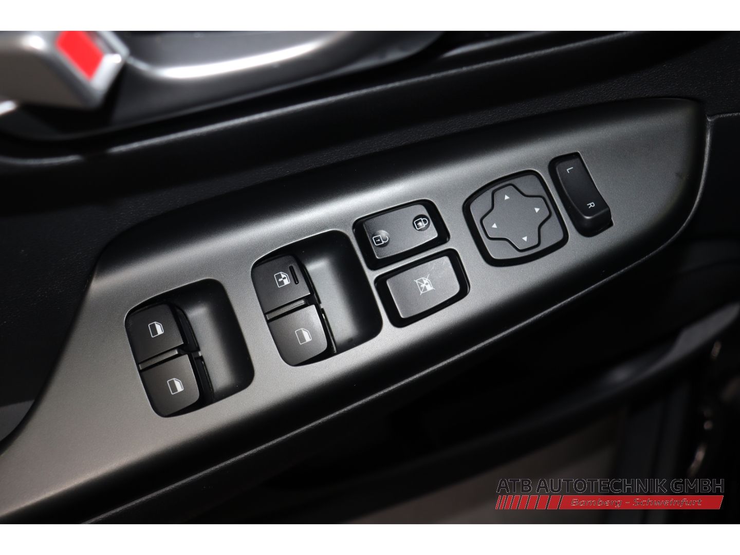 Fahrzeugabbildung Hyundai KONA Elektro Select 39,2kWh 96,4% SOH ACC Apple