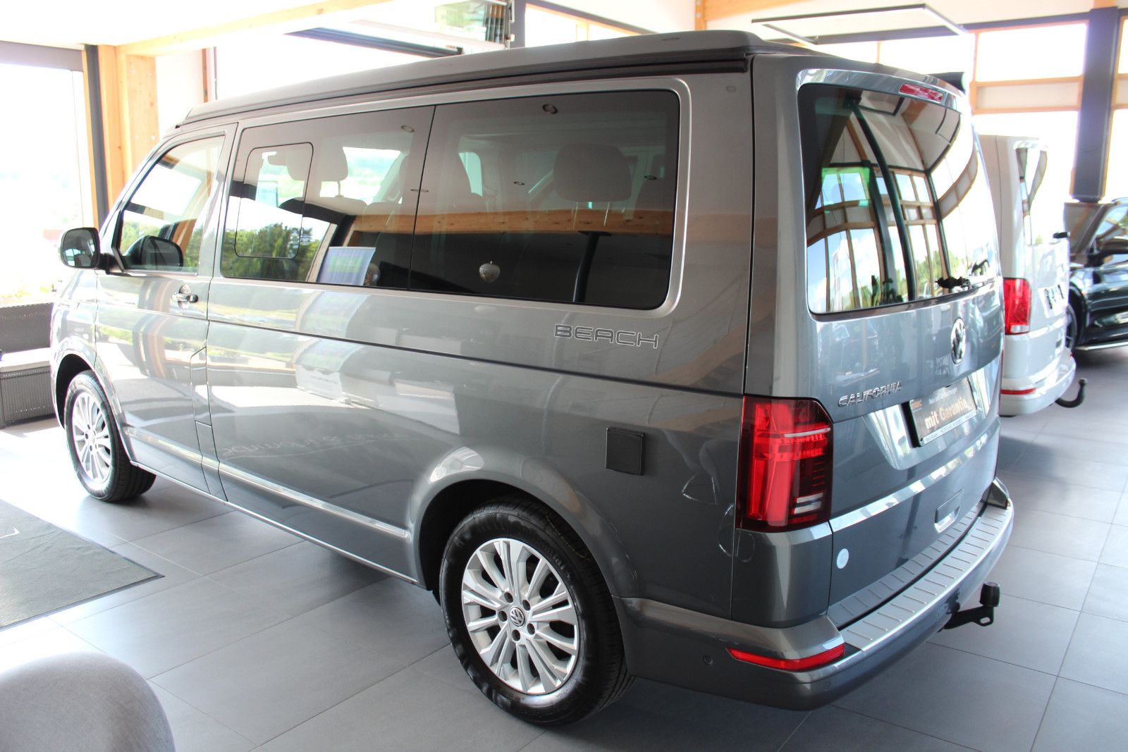 Volkswagen T6.1 California 2.0 TDI DSG Beach Tour FWD foto 6
