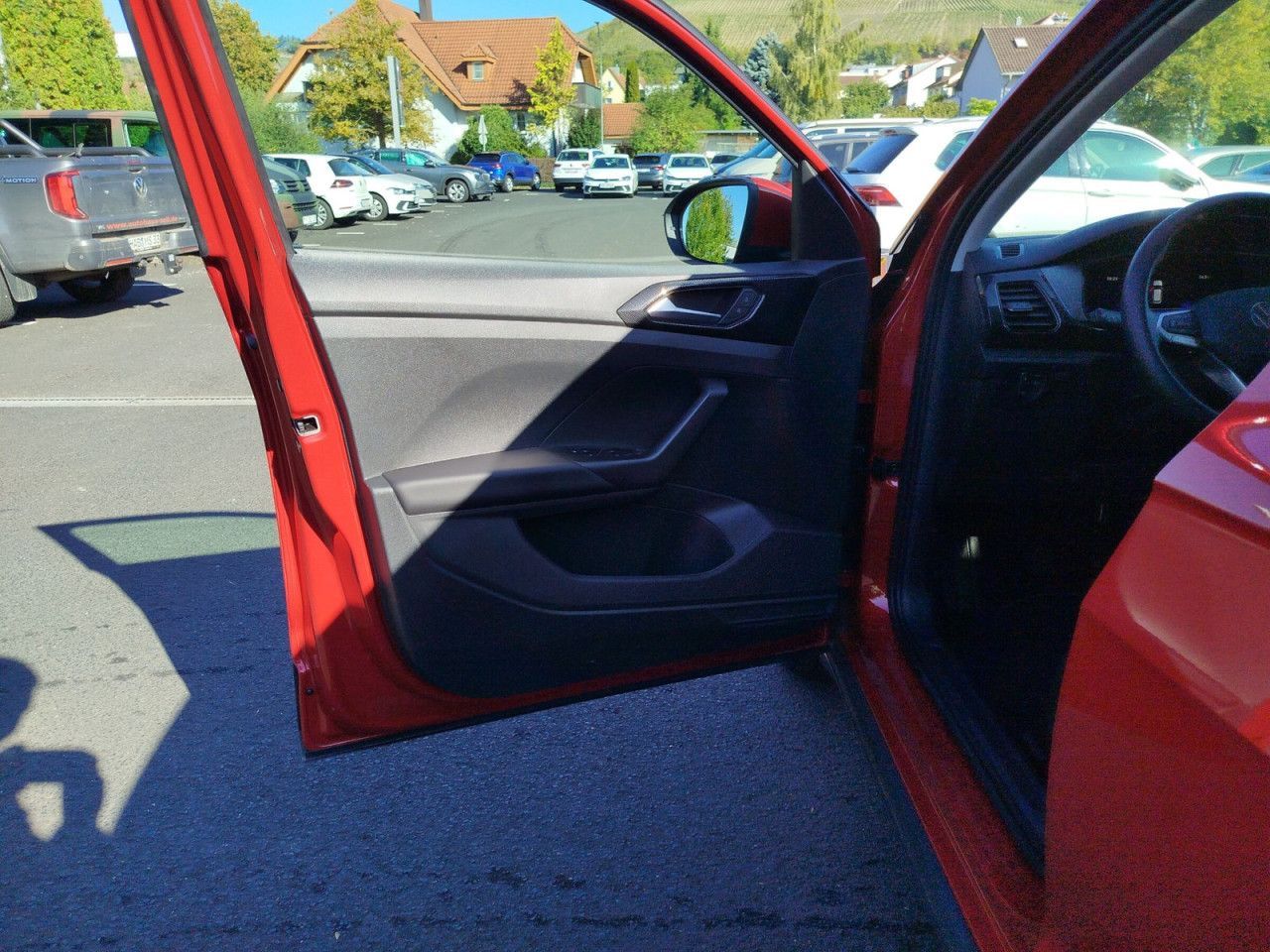 Fahrzeugabbildung Volkswagen T-Cross Life 1.0 TSI 85 kw