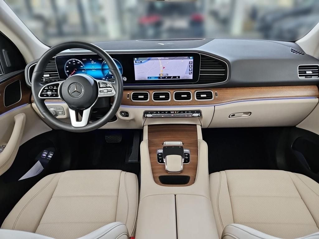 Fahrzeugabbildung Mercedes-Benz GLE 300 d 4M AHK Navi Pano LED SHZ Aquablade
