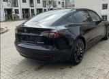 Tesla Model 3 Allradantrieb mit Dualmotor Performa... - Tesla Model 3 in Düsseldorf