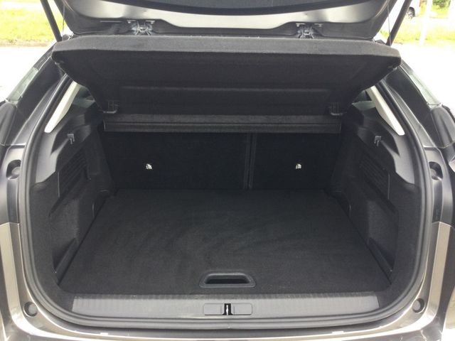 C4 Lim. 1.5 Feel Pack SHZ KAMERA NAVI HUD LED