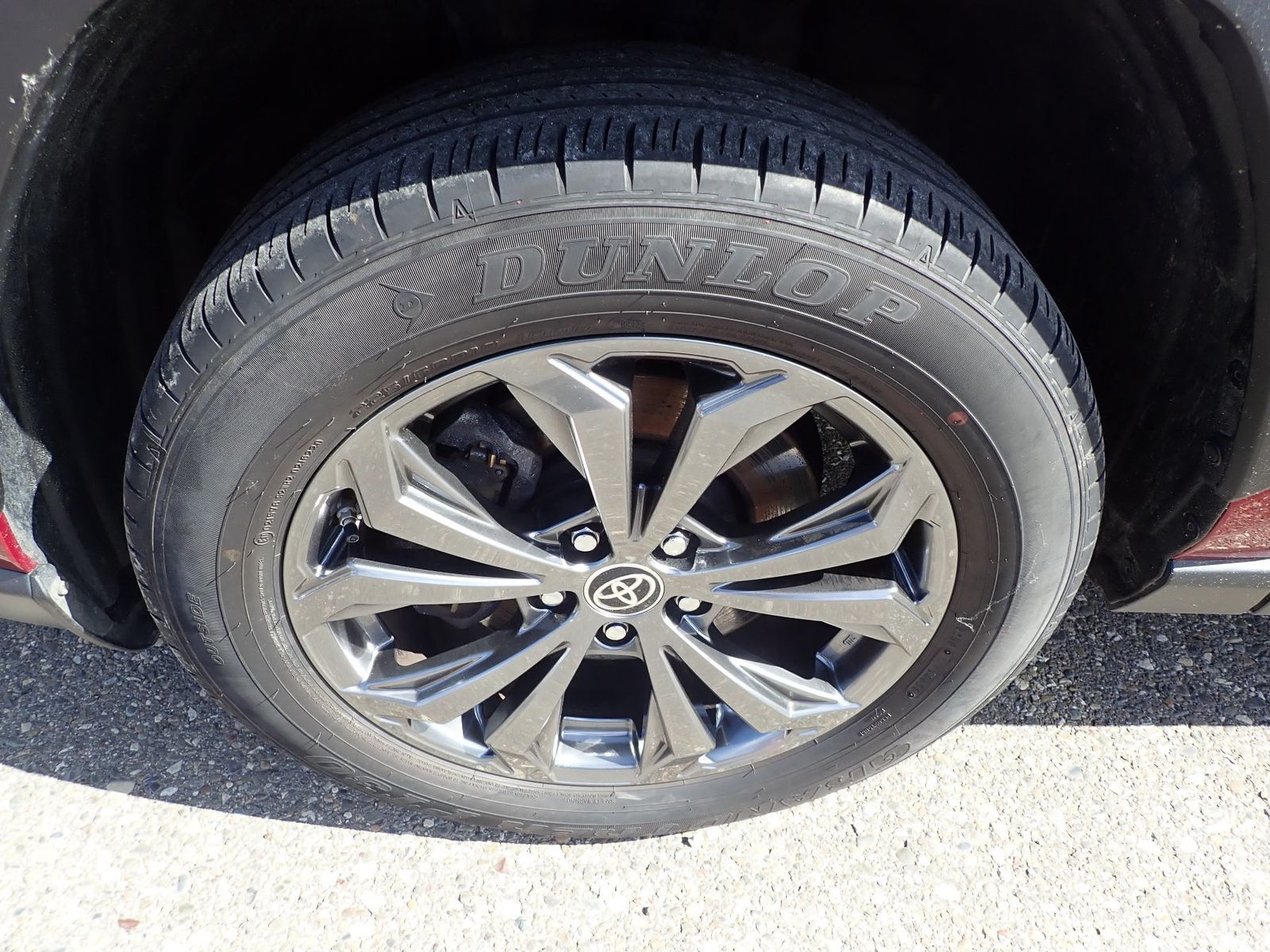 Fahrzeugabbildung Toyota RAV 4 2.5 Hybrid 4x2 Team Deutschland AHK