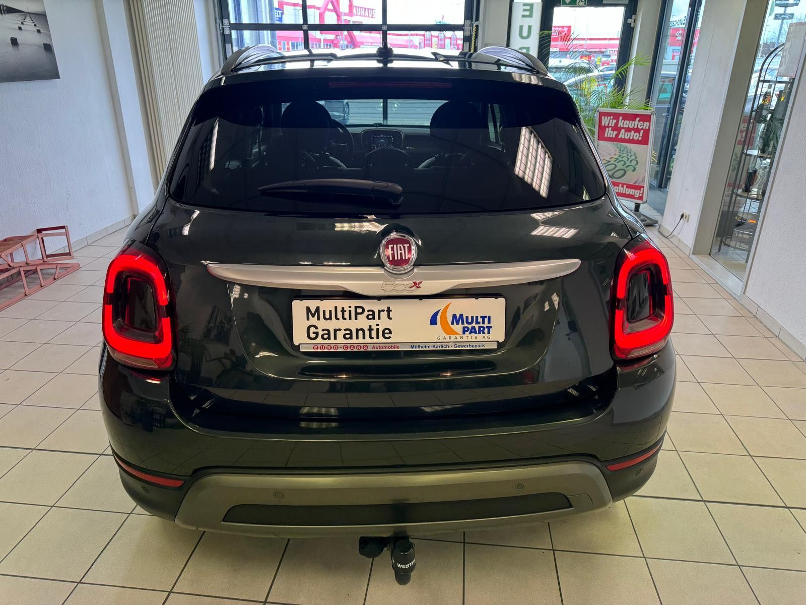 Fahrzeugabbildung Fiat 500X Cross / KLIMA / 8-FACH / 1. HAND/AHK/LED